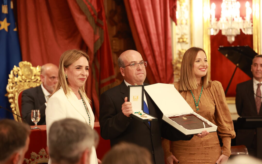 Medaille für das Wesen und die Exzellenz von Cádiz